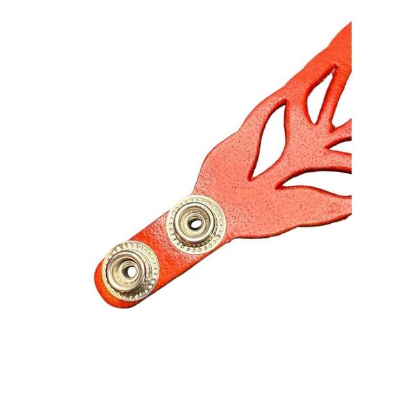 Anthropolgie red leather leaf wrap bracelet - Picture 4 of 6